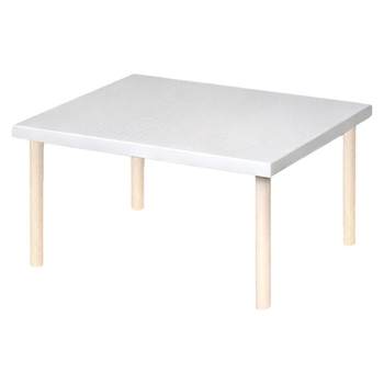 A simple kitchen countertop helper storage