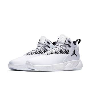 Nike men's basketball shoes cushioning