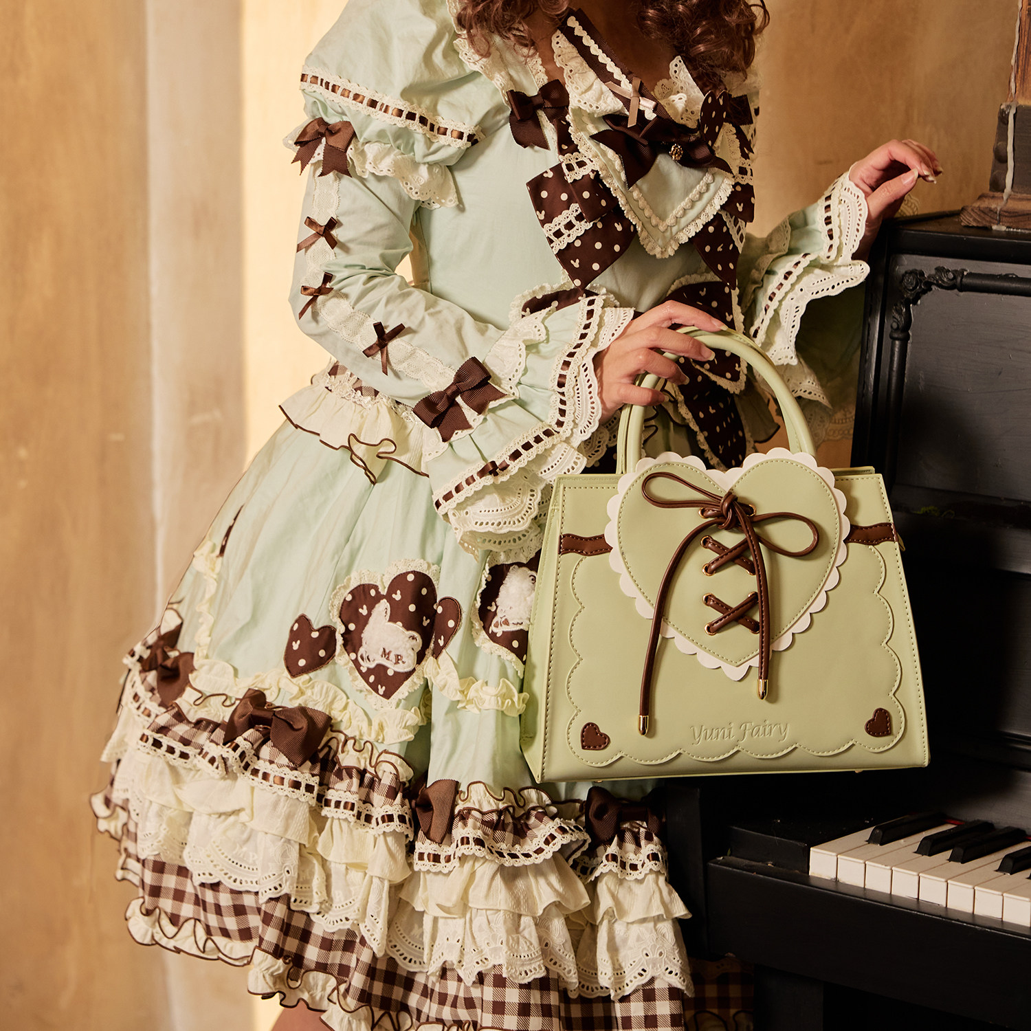 Cherry's Wish Original Sweet Girl Retro Lolita Heart-Shaped Shoulder Handbag for Qixi Festival (Chinese Valentine's Day)