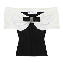 self-portrait 2024 autumn and winter new black and white sweet one-line collar bow knitted top