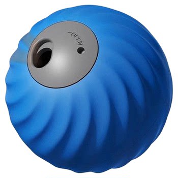 The pet has gravity and leaks food balls, which can relieve boredom and grind your teeth.