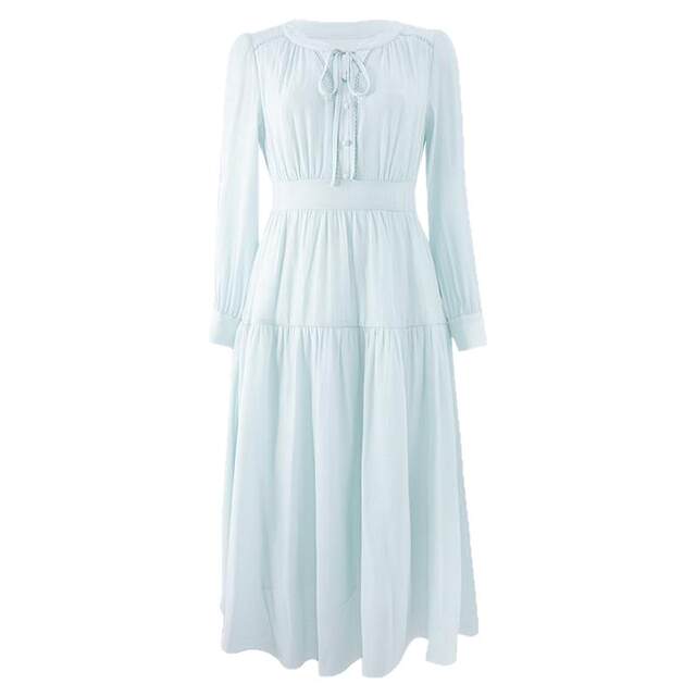 Romantic bow solid color dress is gentle and eye-catching