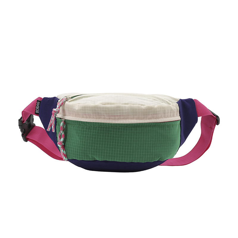 Summer outdoor lightweight multi-functional contrasting color mobile phone chest bag