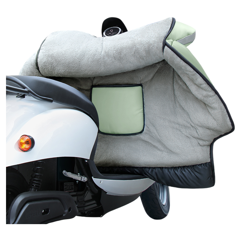 Winter electric vehicle velvet thickened warm windshield quilt
