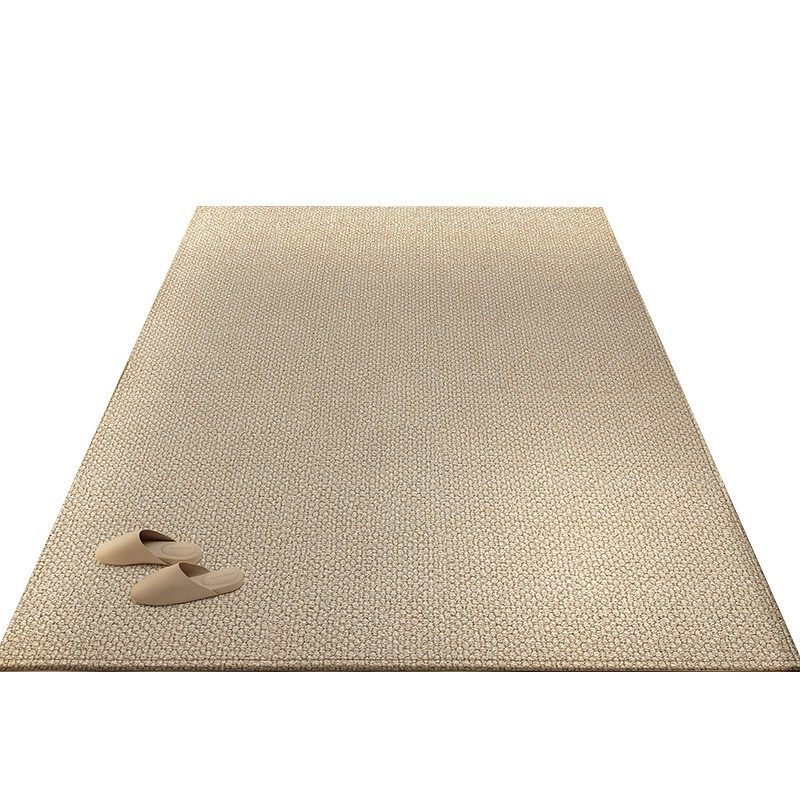 Home mat with plastic anti-slip, free-cut fine fluff