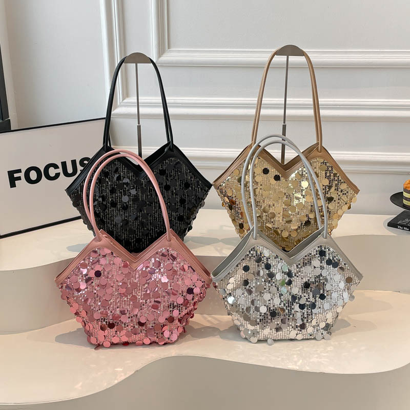 2026 New Sequined Minimalist Lightweight Shoulder Bag for Women, Fashionable Niche Casual Shoulder Bag with Large Capacity, Trendy