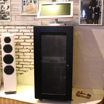 New aviation chassis audio and video equipment equipment amplifier cabinet theater wheel mobile amplifier rack ktv cabinet