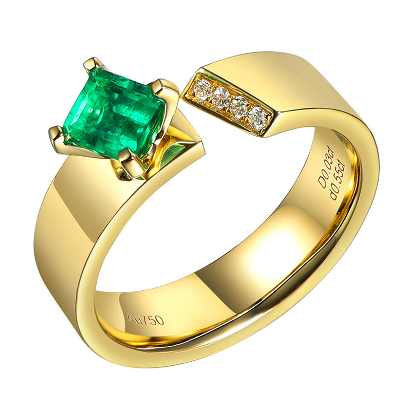 VVG emerald ring set with natural diamonds