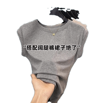High-end fashionable small flying sleeve tops for women in summer versatile slimming shirts short-sleeved round neck sleeveless right-shoulder T-shirts