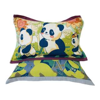 A pair of eight-layer pure cotton gauze pillowcases