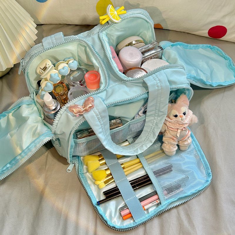 Waterproof, High-Looking, Partitioned Cosmetics Storage Bag, Portable Travel Toiletry Bag, Large-Capacity Cosmetic Bag Waterproof, High-Looking, Partitioned Cosmetics Storage Bag, Portable Travel Toiletry Bag, Large-Capacity Cosmetic Bag