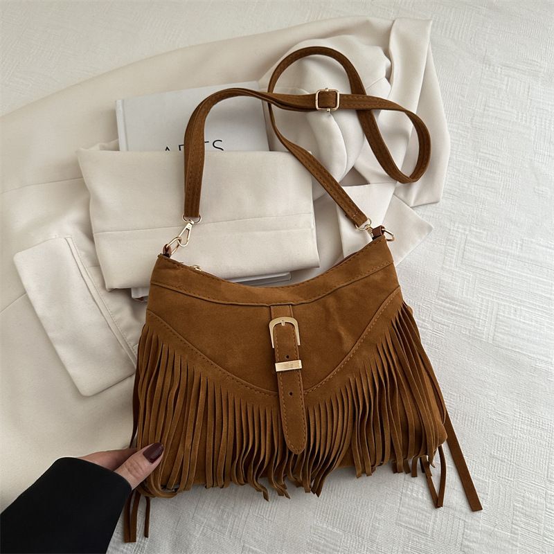 Crossbody Tassel Bag with Niche Design, Bohemian Style, Versatile, Retro, Elegant, Trendy, Single-Shoulder Crossbody Bag Crossbody Tassel Bag with Niche Design, Bohemian Style, Versatile, Retro, Elegant, Trendy, Single-Shoulder Crossbody Bag