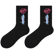 Chaussettes dété pour hommes Chaussettes mi-cylindre Chaodle Graffiti individualité skateboard extérieur aux chaussettes sport chaussettes basket-ball longues chaussettes coton