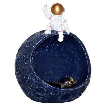 Astronauts' astronauts' entrance entrance hall storage ornaments
