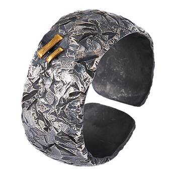 Unique hand-engraved ring