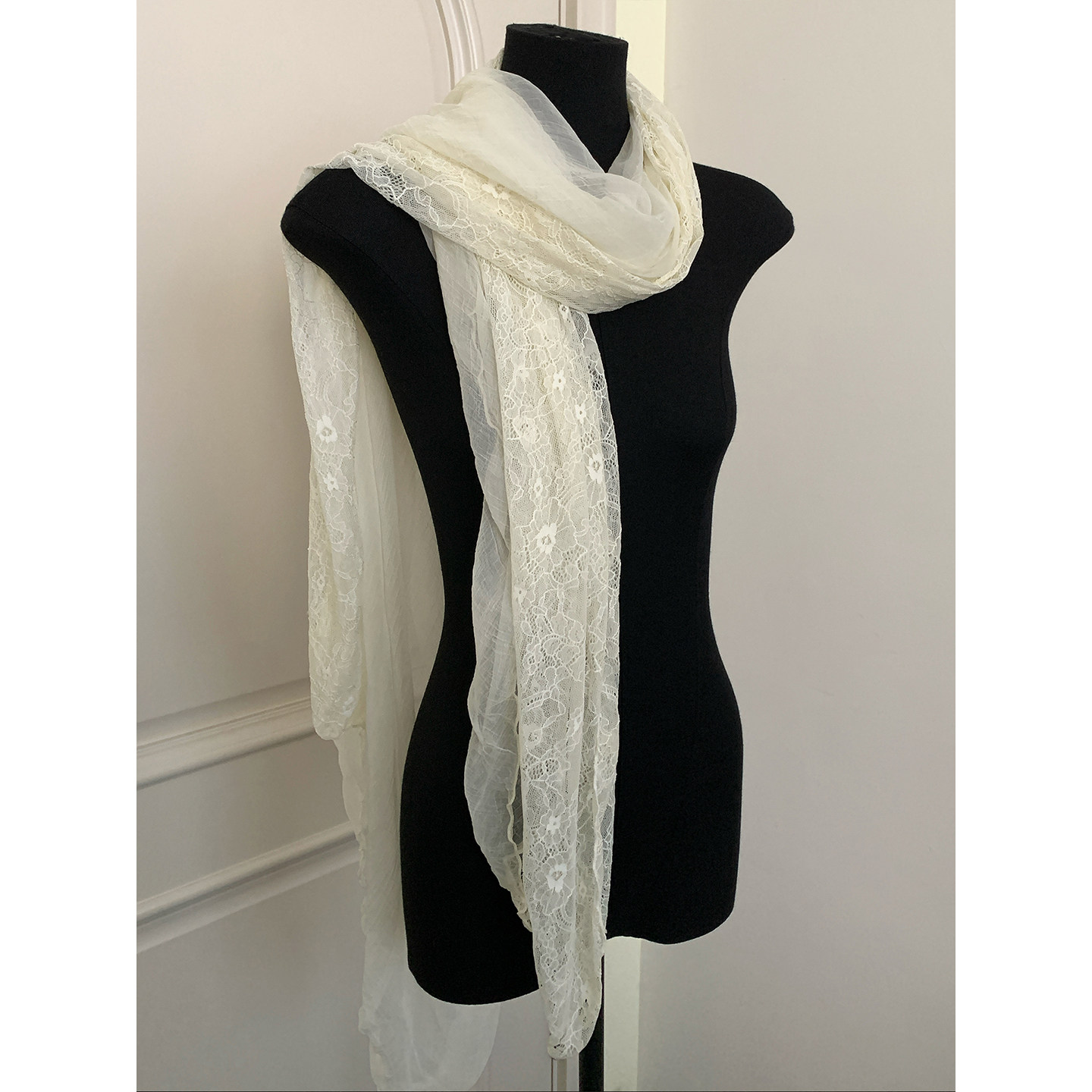 French-style artistic lace floral patchwork scarf for women, a versatile and sweet shawl/outerwear piece.