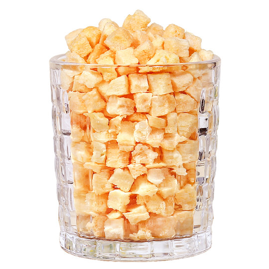 Freeze-dried cantaloupe diced baked snacks and dried fruits