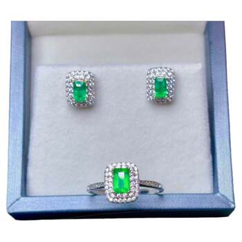 Jiuyuan jewelry wooden color emerald set