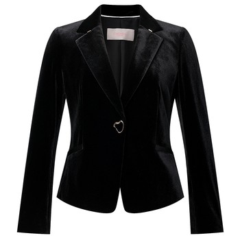 Cadidl's spring velvet blazer is a waist-slimming, high-end women's suit