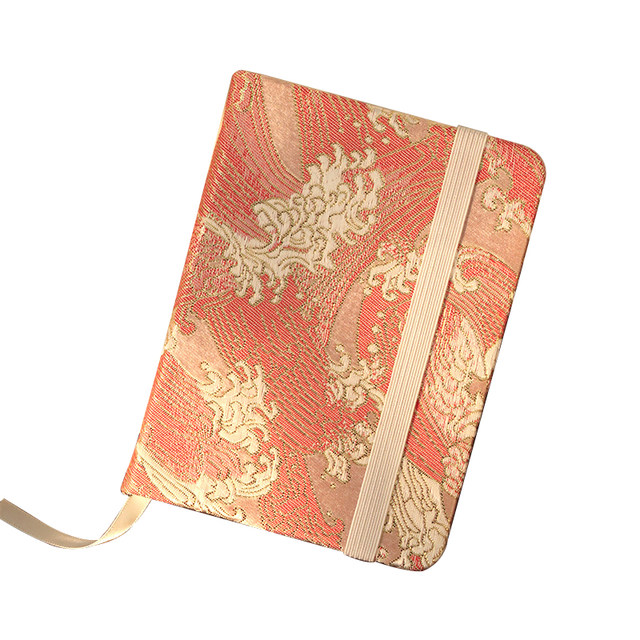 Thunder Tiger plain writing comes with straps that are not easy to fall off