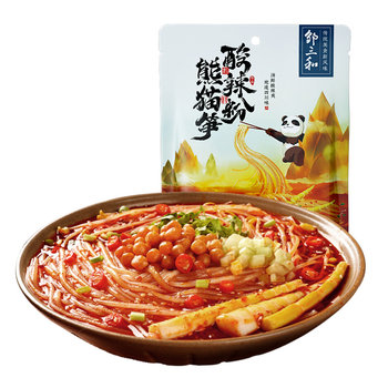 Zou sanhe panda hot and sour noodles with bamboo shoots and golden soup