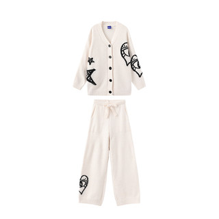 Celebrity's new fashionable home clothing set