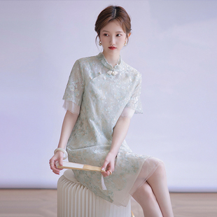 改良旗袍新中式国风女装2022新款高级感气质小众艺术绿色连衣裙夏