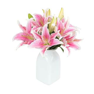 If the perfume lilies picked at the base are damaged, the quality will be compensated