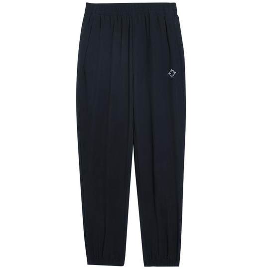 Mono infantil tejido pantalones sueltos.