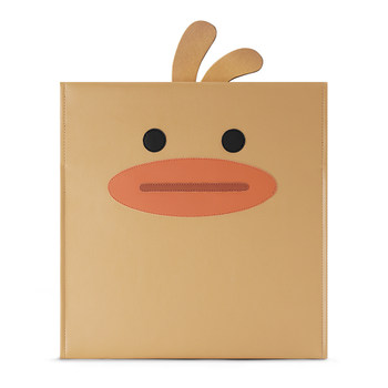 Car trash can magnetically open and close and foldable