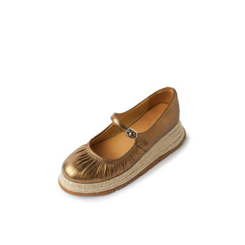 Gold retro shoes with straw wedge wedge cake bottom Gold retro shoes with straw wedge wedge cake bottom