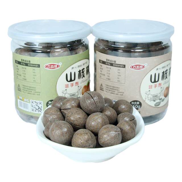 Lin'an specialty small walnut roasted seeds and nuts snacks