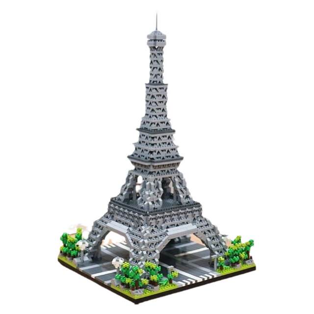 2025 new world famous building blocks