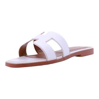 Popular flat beach sandals