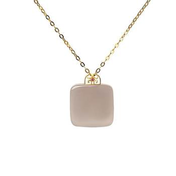 New 18k gold and jade sugar cube necklace from the palace