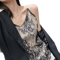 French style sexy little elegant lace embroidered imitation silk suspender for women exquisite suit with vest inside