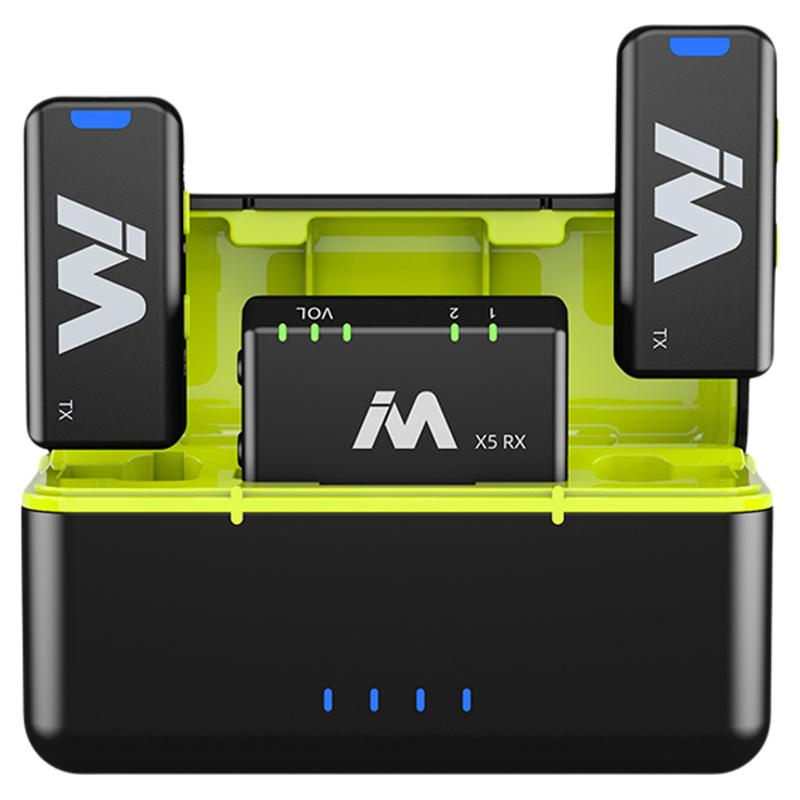 Lavalier microphone live broadcast