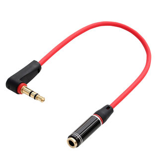 Male-to-female extended audio cable for eating chicken without blocking hands