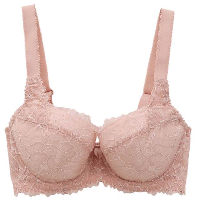 Mandemalian bra with large breasts showing small adjustments and side-closing