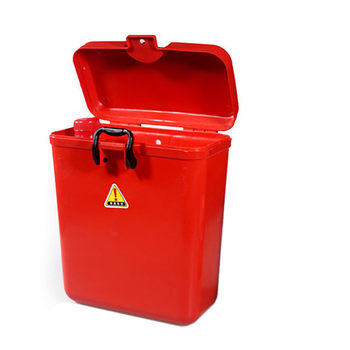 Men's straddle motorcycle bumper tool box