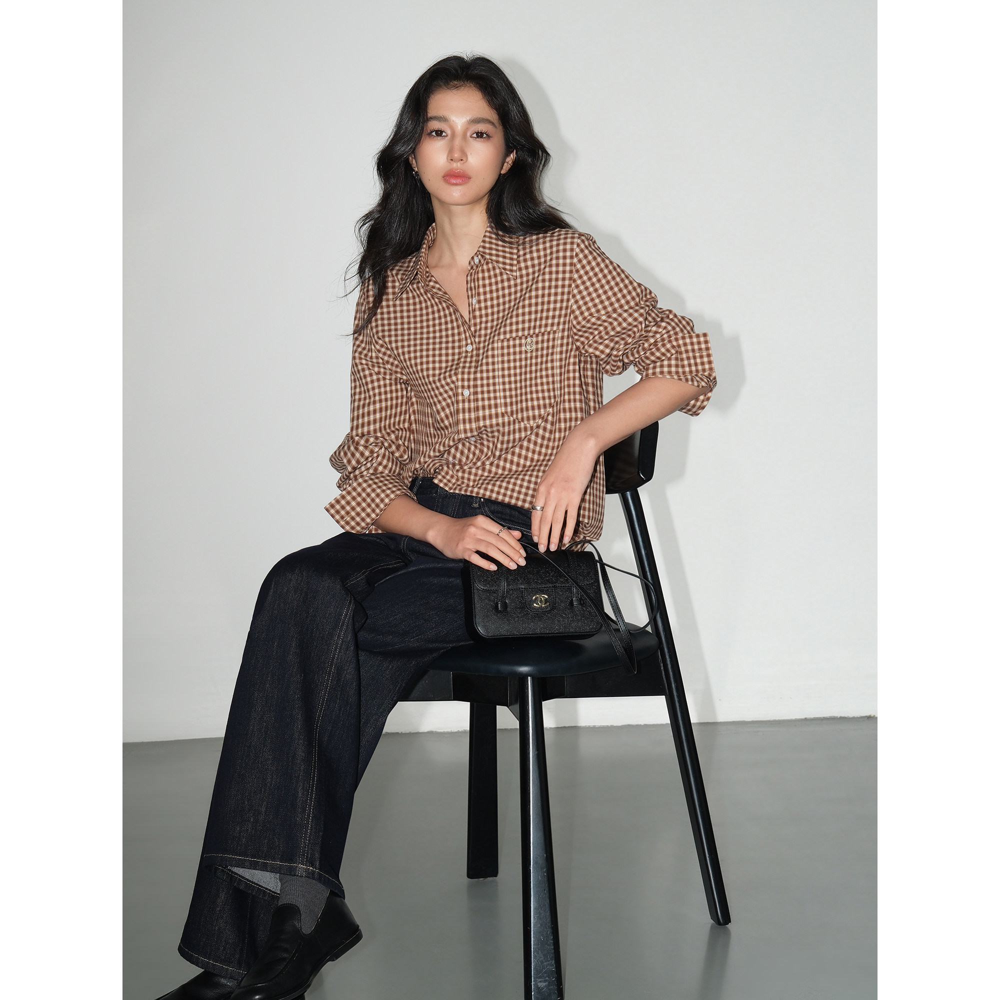 NEVA HU Film-Style Classic Plaid Collared Shirt for Women, Loose Fit, 100% Cotton, Casual and Relaxed Style