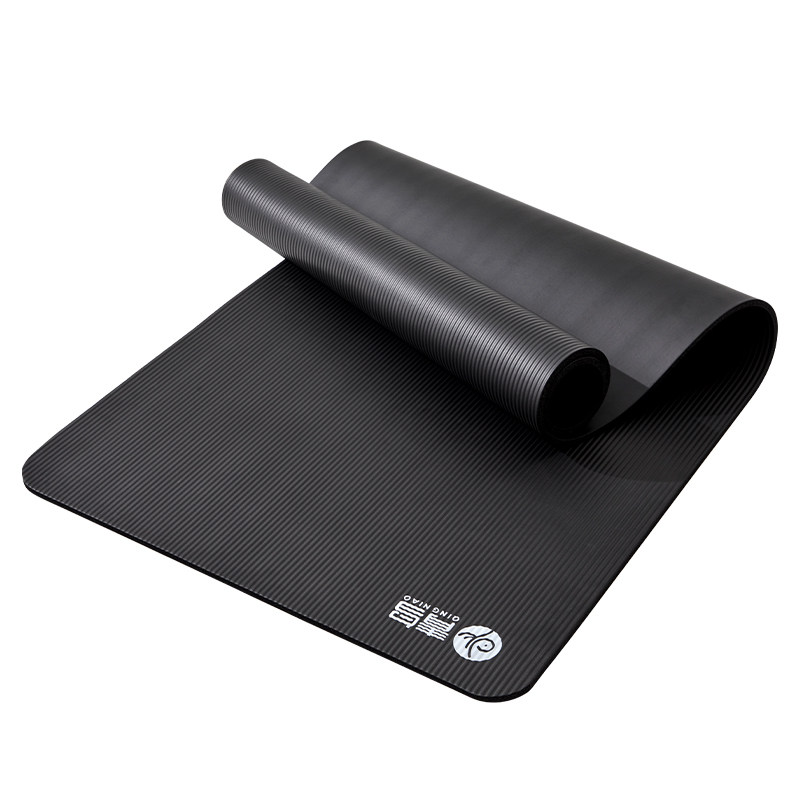Men's carpet yoga mat high density shock absorption and sound insulation