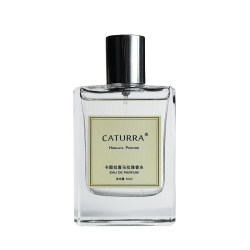 나무로 향한 삼나무 남자 향기 Caturra