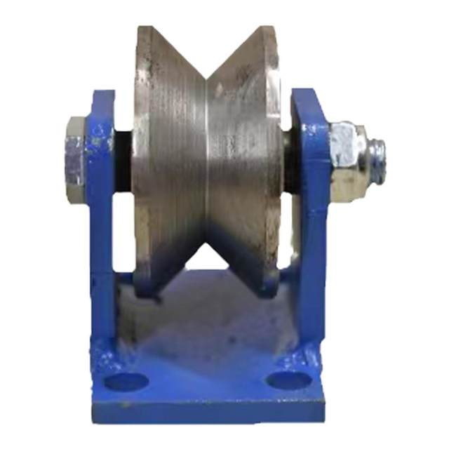 Heavy-duty round steel V-type rail wheel angle iron angle steel groove wheel door electric door iron wheel sliding door sliding door fixed pulley