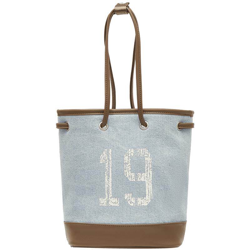 Champion casual outdoor shoulder bag