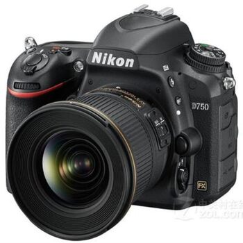 Nikon d75024-120vr kit