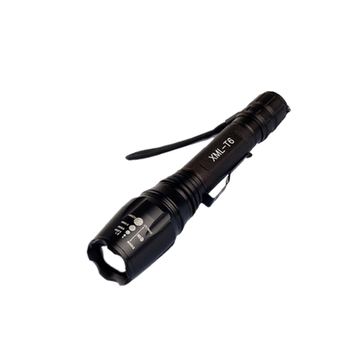 Telescopic zoom led long range strong light flashlight