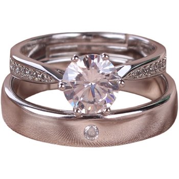 Wedding ring simulated diamond ring for wedding scene