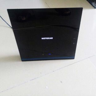 Подержанный Чистая часть R6300V2 бизнес пара частота Гигабитный большой мощности игра wifi беспроводной маршрутизация устройство