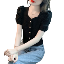 Lace bottoming shirt for women in summer new French style beautiful and stylish shirt fashionable and versatile high-end short-sleeved shirt